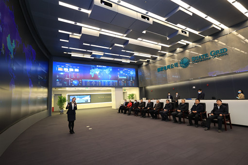 弘扬西迁精神促产学研融合</p><p>　　勇于创新助力科技强国建设